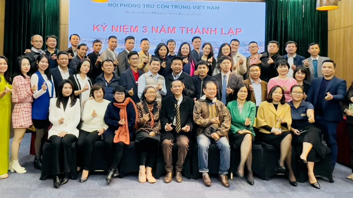 Ảnh tư liệu của Hội: lễ kỷ niệm 5 năm thành lập VPMA; không phải ảnh của NPMA