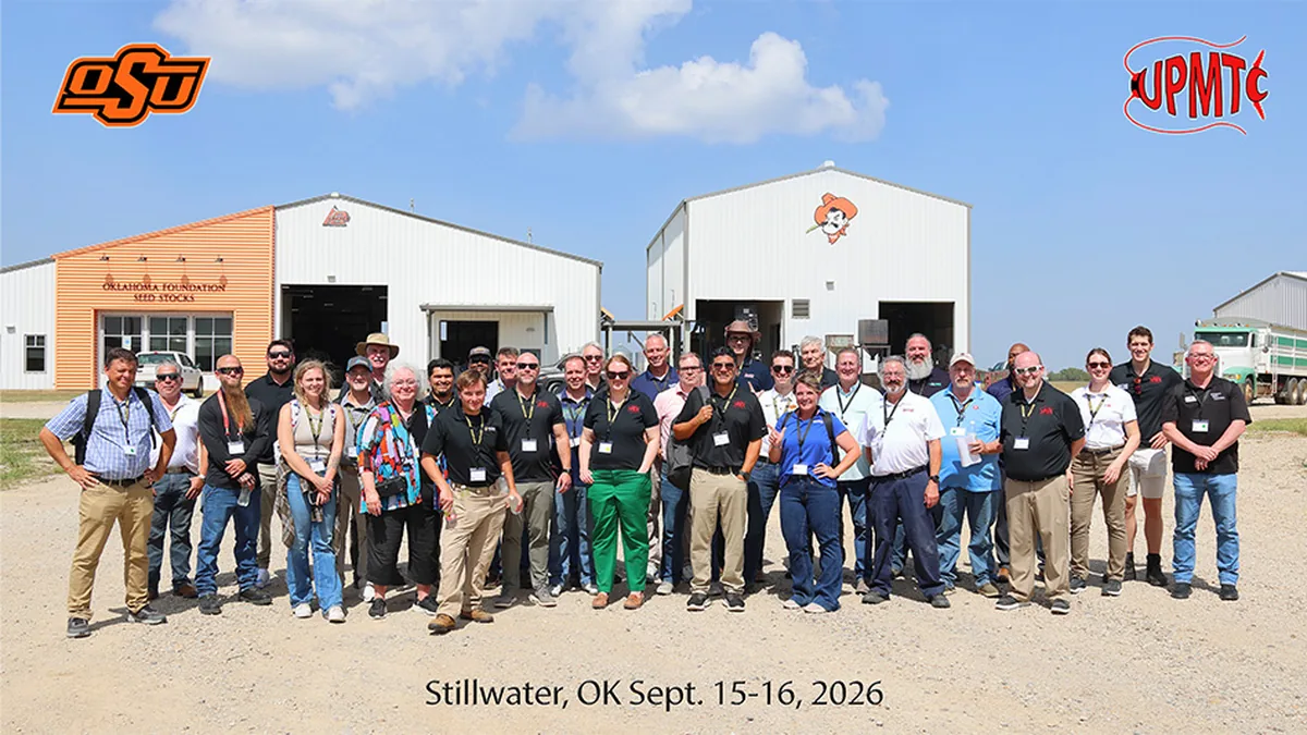 Ảnh tập thể người tham dự hội thảo UPMTC tại Đại học Bang Oklahoma, Stillwater, ảnh kèm bài PCT